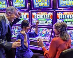 e 300 e 300 par live casino khel shamal hain